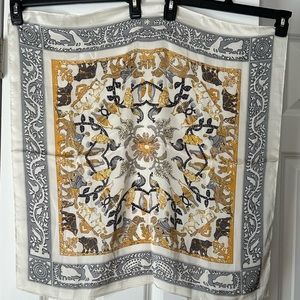 Silky Animal Design Scarf